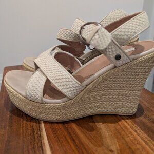 UGG espadrilles